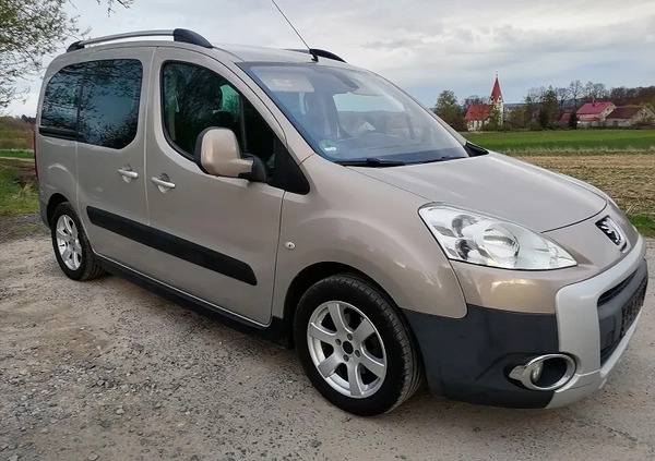 Peugeot Partner cena 21900 przebieg: 229631, rok produkcji 2009 z Bolesławiec małe 79